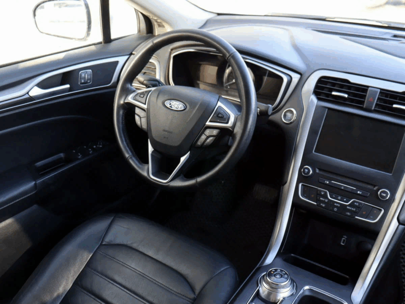 Ford Fusion Седан